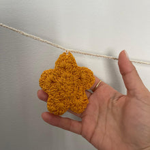 Load image into Gallery viewer, Small Christmas Crochet Bunting
