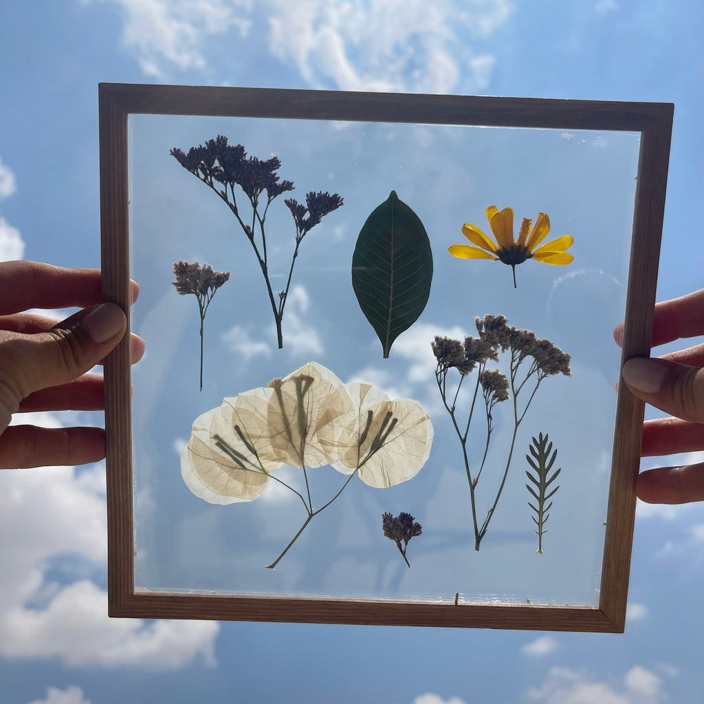 Pressed Flowers Frame 08